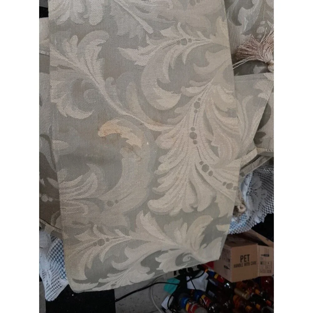 2 Newport Olive Green Table Runners 68